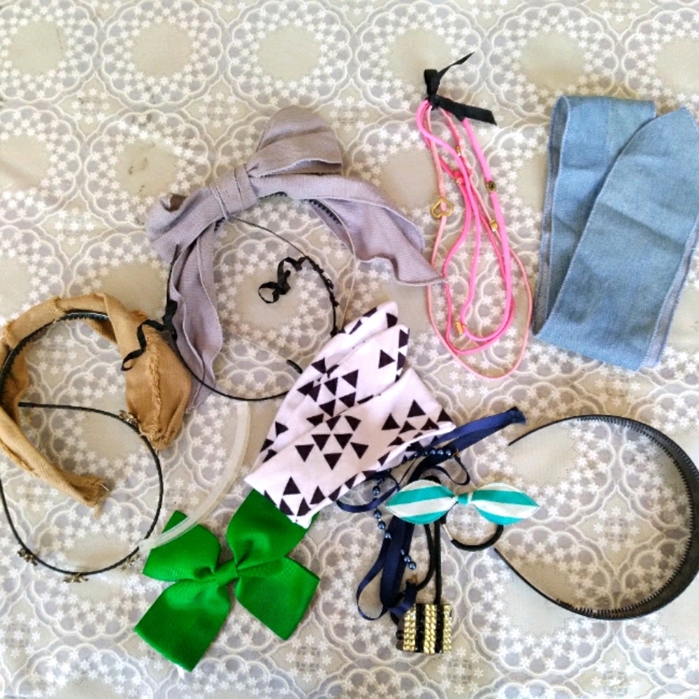 Hair accessories bundle in good condition